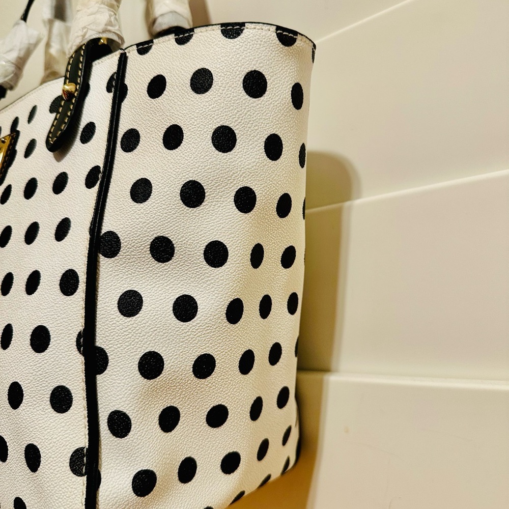 DOONEY & BOURKE JANIE TOTE bcaro0614 white black polka dots shoulder bag NWT - Picture 5 of 8